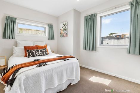 Photo of property in 1/32 Dr Taylor Terrace, Johnsonville, Wellington, 6037