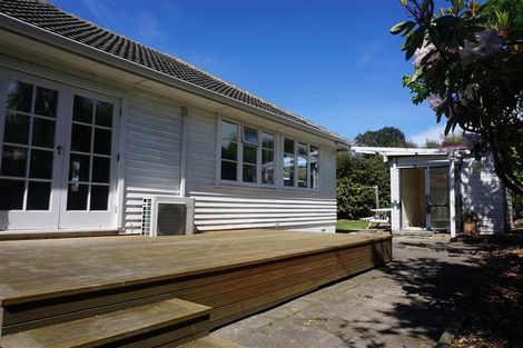 Photo of property in 7 Newall Avenue, Bryndwr, Christchurch, 8052