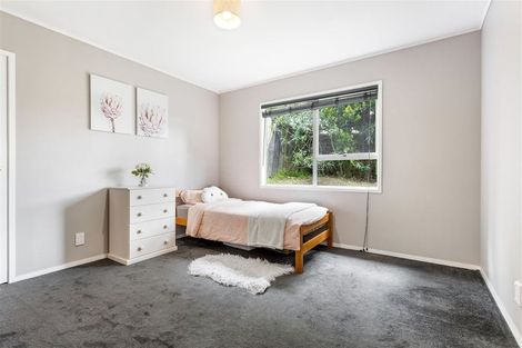 Photo of property in 4 Metcalfe Road, Ranui, Auckland, 0612
