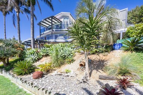 Photo of property in Signal Stn Road, Pouto, Te Kopuru, 0391