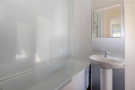 Photo of property in 3 Norman Spencer Drive, Papatoetoe, Auckland, 2104