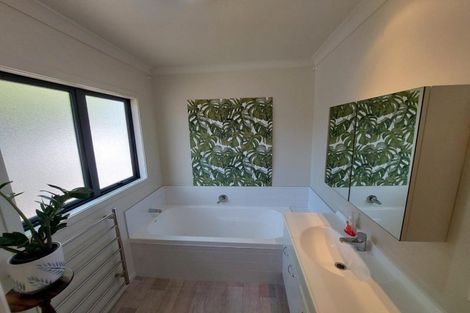 Photo of property in 421a Carrington Street, Upper Vogeltown, New Plymouth, 4310