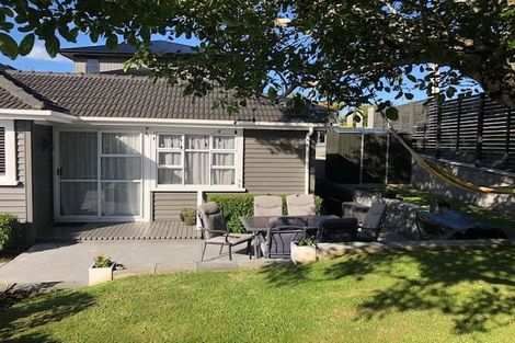 Photo of property in 39 Paynters Avenue, Strandon, New Plymouth, 4312