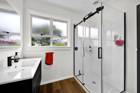 Photo of property in 128 Waihi Road, Hawera, 4610