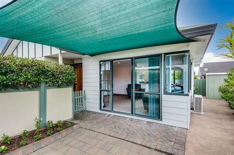 Photo of property in 1/2 Spriggs Crescent, Greenmeadows, Napier, 4112