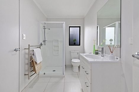 Photo of property in 13 Puarangi Lane, Stanmore Bay, Whangaparaoa, 0932