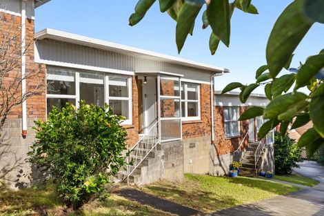 Photo of property in 3/7 Newhaven Terrace, Mairangi Bay, Auckland, 0630