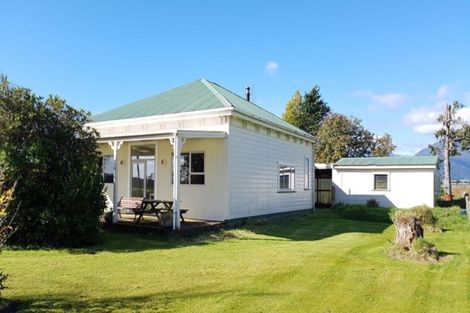 Photo of property in 436 Wanganui Flat Road, Harihari, 7884