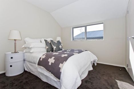 Photo of property in 479b Point Chevalier Road, Point Chevalier, Auckland, 1022