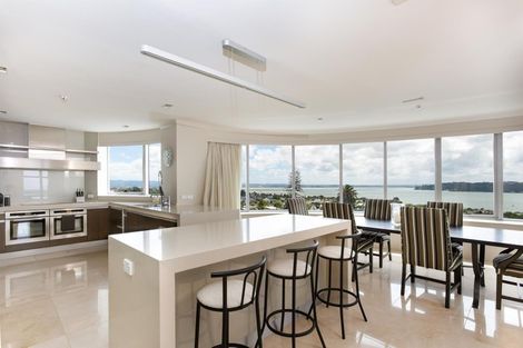 Photo of property in Shangri La Apartments, 5/97 Jervois Road, Herne Bay, Auckland, 1011