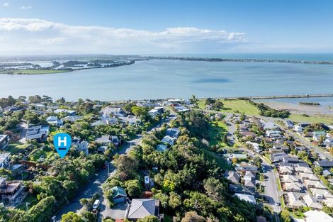 Photo of property in 66 Mount Pleasant Road, Mount Pleasant, Christchurch, 8081