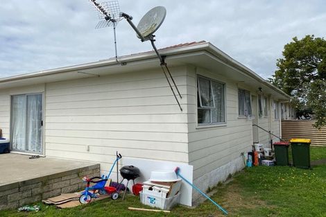 Photo of property in 2/10 Tuna Place, Manurewa, Auckland, 2102