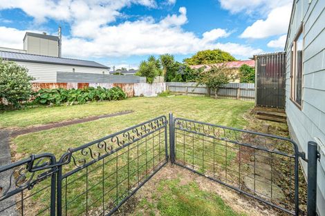Photo of property in 14 Saunders Place, Gonville, Whanganui, 4501