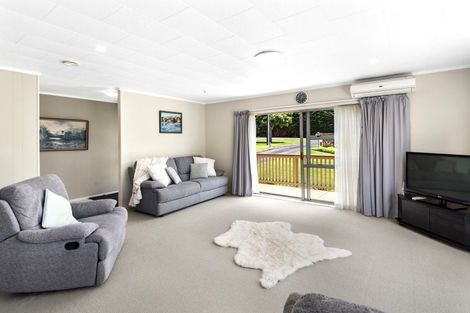 Photo of property in 16 Lake Ora Road, Te Kamo, Whangarei, 0112