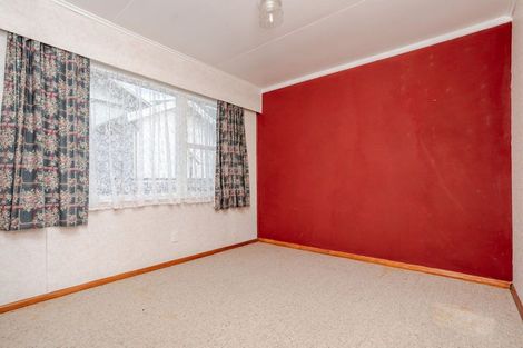 Photo of property in 9/25 Queen Street, Dannevirke, 4930