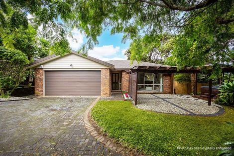 Photo of property in 27 Mckinley Road, Sunnyvale, Auckland, 0612