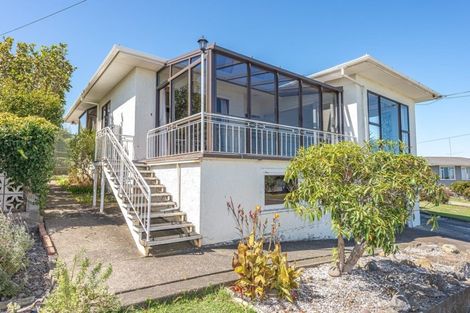Photo of property in 11 Windsor Terrace, Durie Hill, Whanganui, 4500