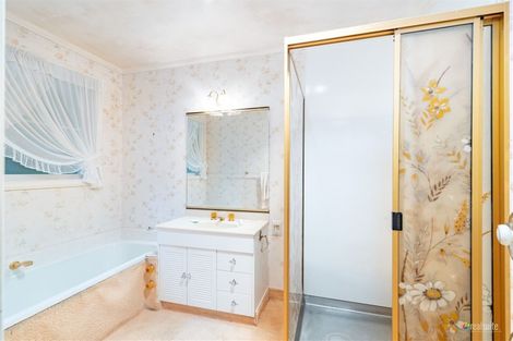 Photo of property in 150 Kamahi Street, Stokes Valley, Lower Hutt, 5019