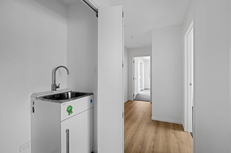 Photo of property in 15a Hamurana Place, Te Atatu Peninsula, Auckland, 0610