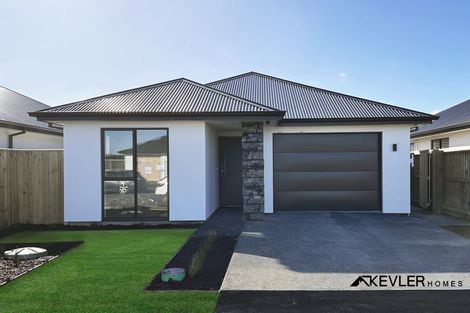 Photo of property in 28 Mabel Crescent, Halswell, Christchurch, 8025