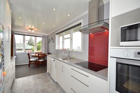 Photo of property in 4 Hanlon Street, Halfway Bush, Dunedin, 9010