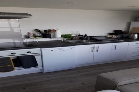 Photo of property in 11b Caroline Street, Mount Victoria, Wellington, 6011