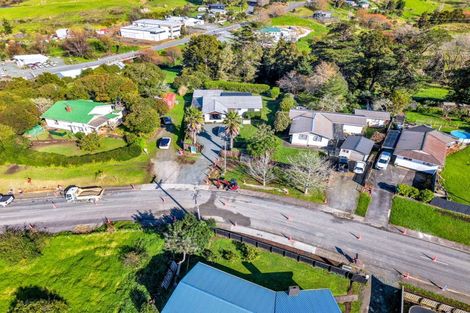 Photo of property in 8 Doctors Hill Road, Maungaturoto, 0520