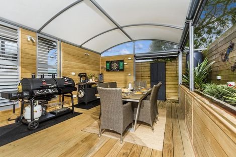 Photo of property in 724a East Coast Road, Pinehill, Auckland, 0632