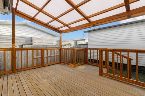 Photo of property in 11 Kamahi Crescent, Papamoa Beach, Papamoa, 3118