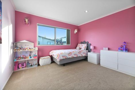 Photo of property in 31 Syrah Crescent, Ranui, Auckland, 0612