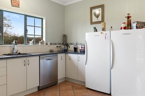 Photo of property in 117 Charleston Avenue, Whangamata, 3620