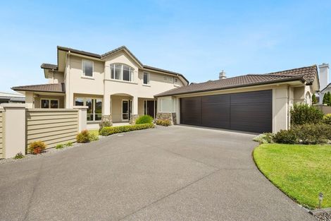 Photo of property in 22 Bluefin Way, West Harbour, Auckland, 0618