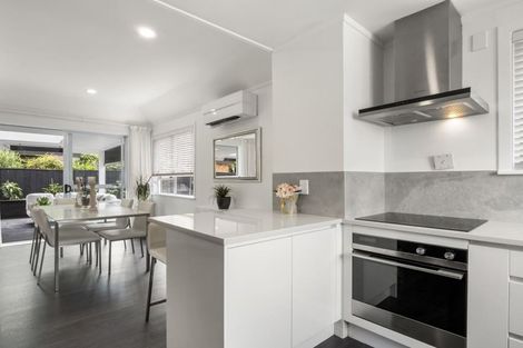 Photo of property in 234 Hurstmere Road, Takapuna, Auckland, 0622