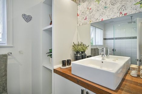 Photo of property in 702 Rainbow Avenue, Parkvale, Hastings, 4122