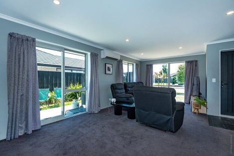 Photo of property in 18 Northmoor Boulevard, Rolleston, 7615