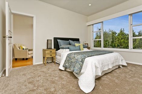 Photo of property in 1/221 Lake Road, Belmont, Auckland, 0622