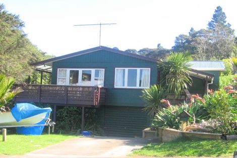 Photo of property in 24 Punga Place, Whitianga, 3510