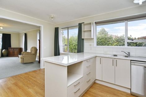 Photo of property in 1/9 Juniper Place, Burnside, Christchurch, 8053