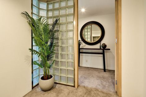 Photo of property in 2/326 Oriental Parade, Oriental Bay, Wellington, 6011