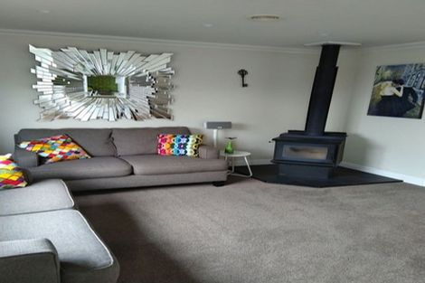 Photo of property in 32 Esther Street, Martinborough, 5711