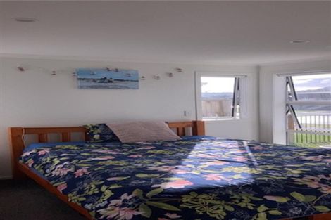 Photo of property in 113 Awataha Crescent, Pyes Pa, Tauranga, 3110