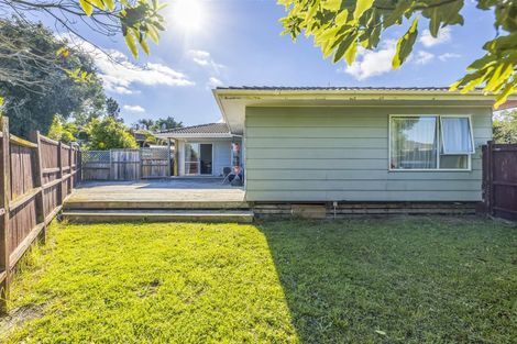 Photo of property in 56 Hamilton Drive, Waiuku, 2123