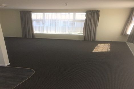 Photo of property in 57 Banks Street, Marfell, New Plymouth, 4310