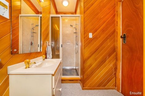 Photo of property in 177 Waiwhetu Road, Waterloo, Lower Hutt, 5011