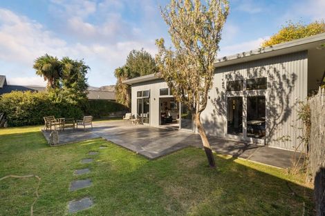 Photo of property in 32 Sylvan Street, Lake Hayes, Queenstown, 9304