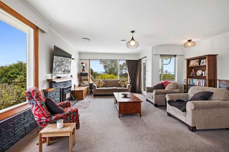 Photo of property in 410 South Road, Omata, New Plymouth, 4374