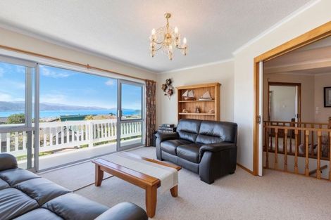 Photo of property in 15 Stanhope Grove, Korokoro, Lower Hutt, 5012