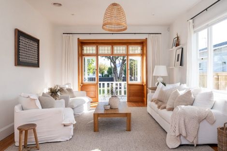 Photo of property in 69 Nelson Crescent, Napier South, Napier, 4110