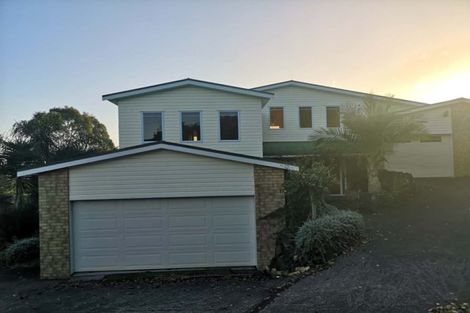 Photo of property in 114 Point View Drive, East Tamaki Heights, Auckland, 2016