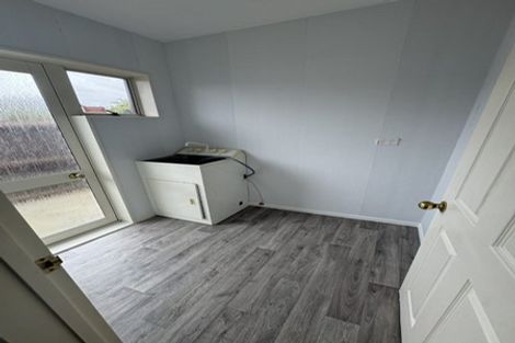 Photo of property in 2/209 Withells Road, Avonhead, Christchurch, 8042